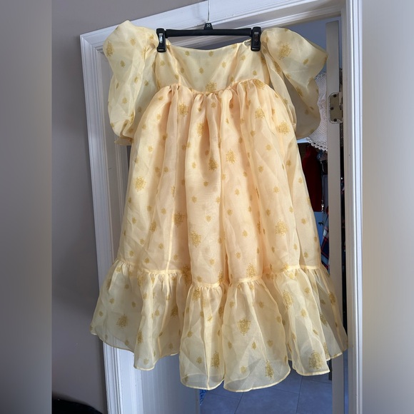 NWT Coat of Arms French Puff - Picture 1 of 2